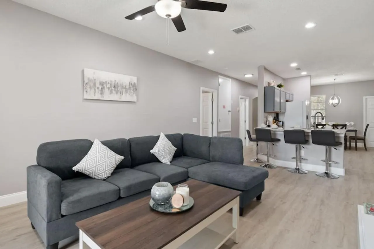 Lovely Villa With Beautiful Pool Close To Disney 达文波特